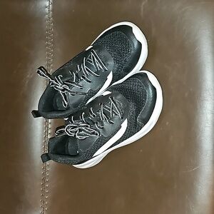 Athletic Works child's mesh athletic sneakers size 3